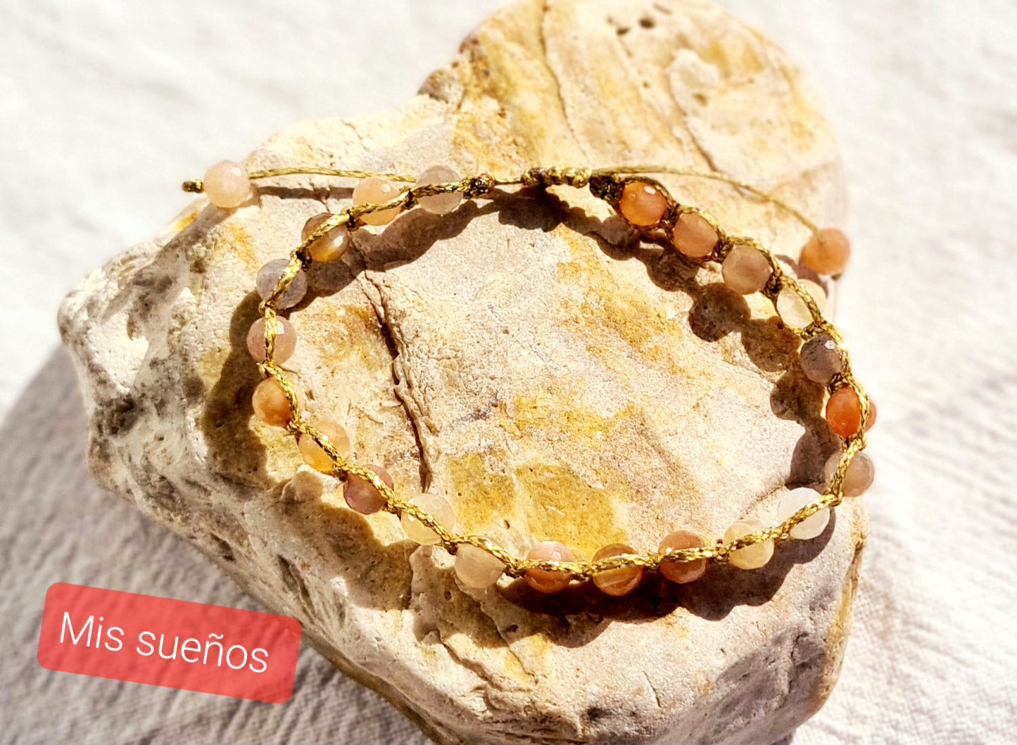 Makramee-Armband "Mondstein"