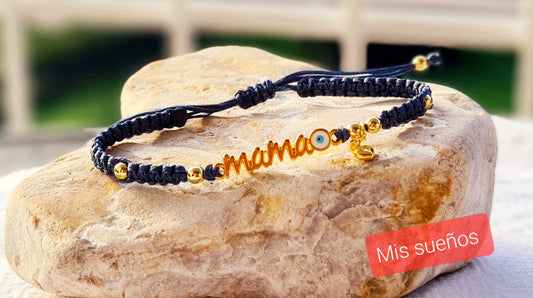 Makramee-Armband "Mama"