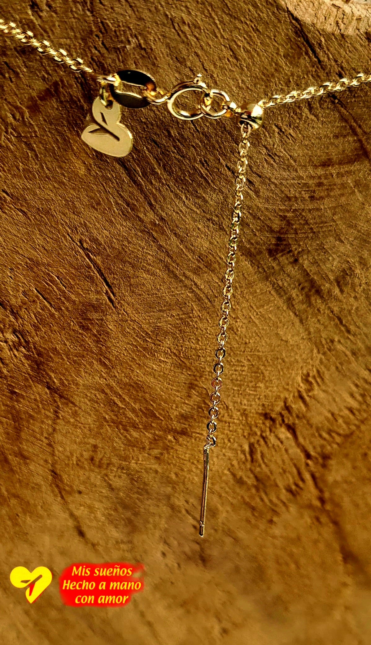 Muschel mit kleinen Zirkonia