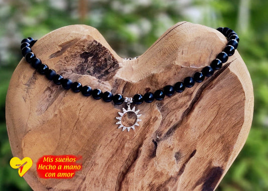 Onyx Halskette mit Sonnen-Anhänger