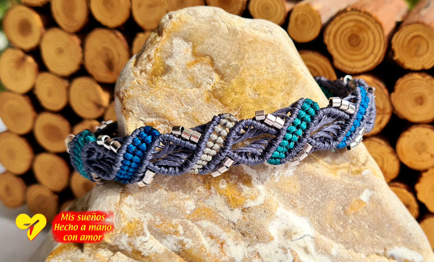 Makramee-Armband "cuatro colores"